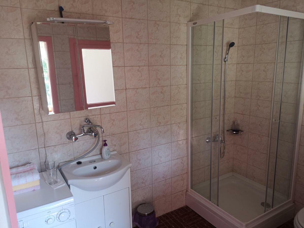 Robida Villa Vransko Bagian luar foto